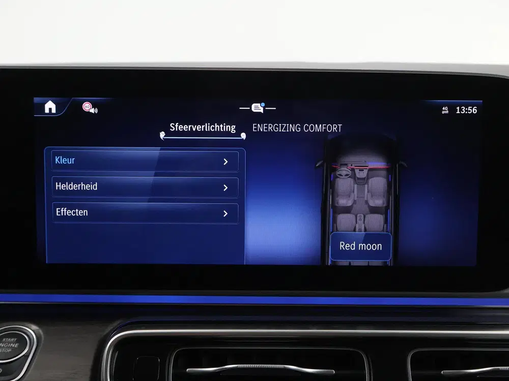 Mercedes-Benz V-Klasse 300d uit 2024, foto 18