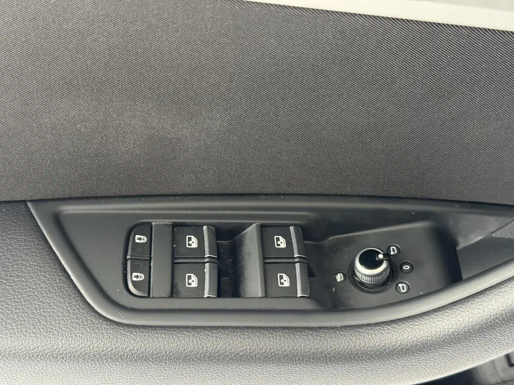 Audi A4 35 TFSI Advanced Edition uit 2023, foto 13