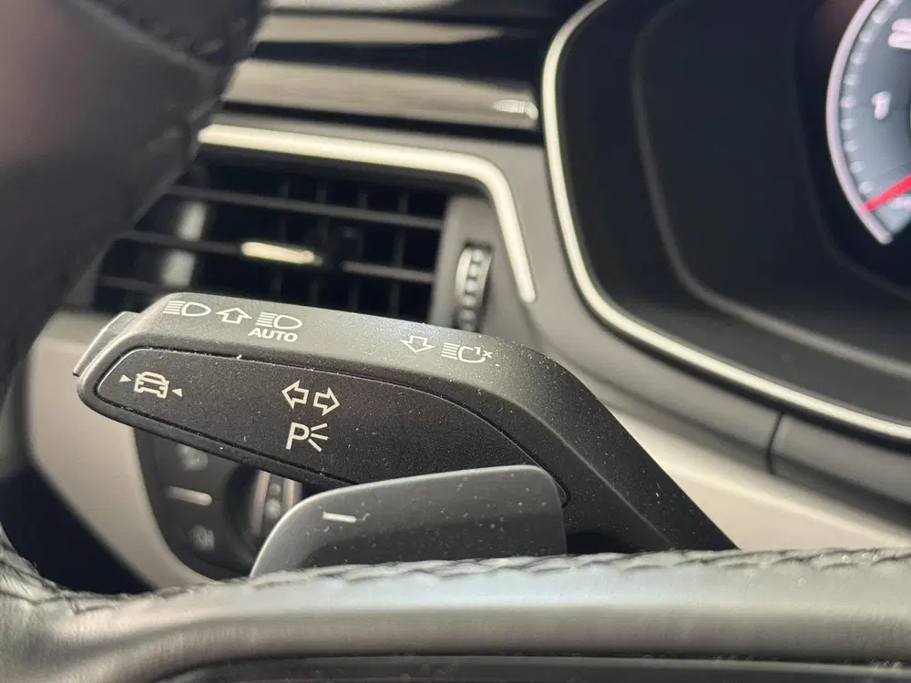 Audi A4 35 TFSI Advanced Edition uit 2023, foto 15