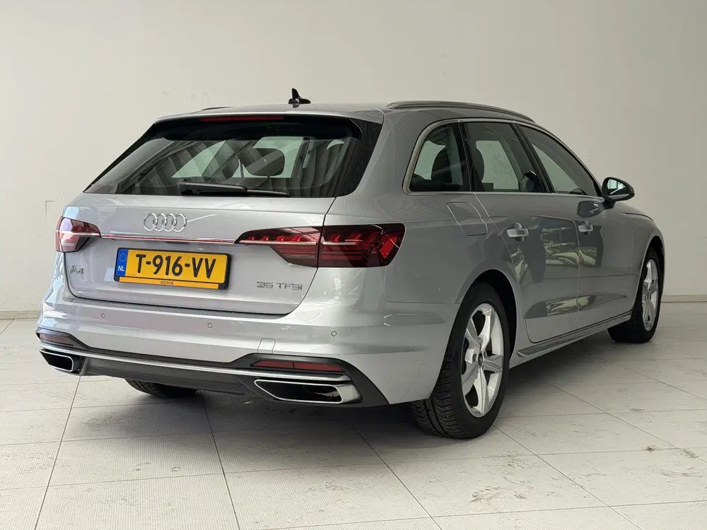 Audi A4 35 TFSI Advanced Edition uit 2023, foto 2