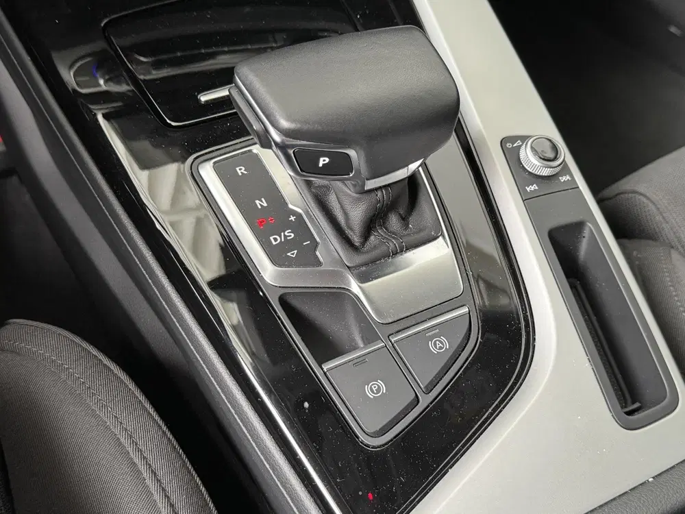 Audi A4 35 TFSI Advanced Edition uit 2023, foto 20