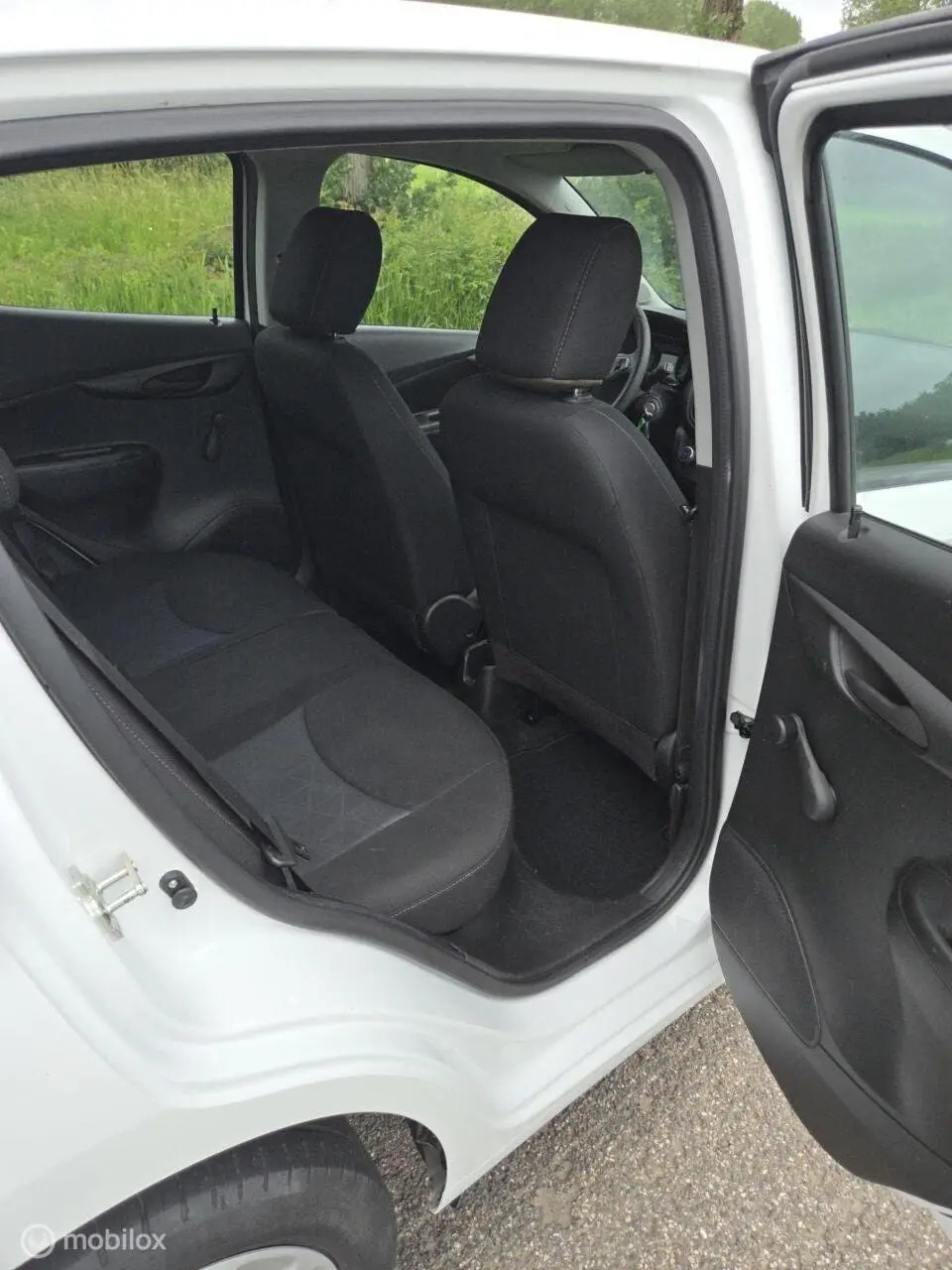 Opel Karl 1.0 ecoFLEX 120 Jaar Edition uit 2019, foto 11