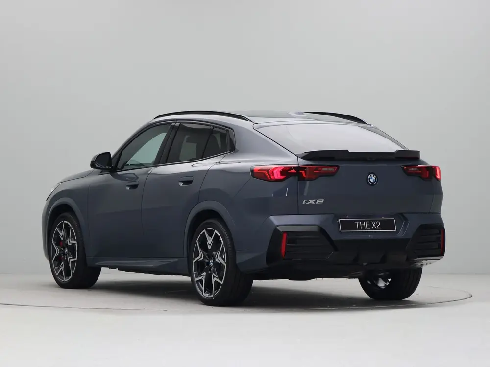 BMW iX2 eDrive20 67 kWh M Sport Edition (bj 2026 uit 2026, foto 10