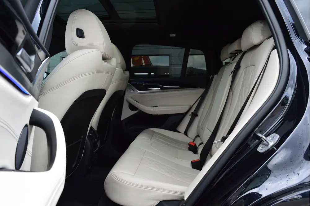 BMW X4 xDrive30i High Executive Edition uit 2021, foto 11
