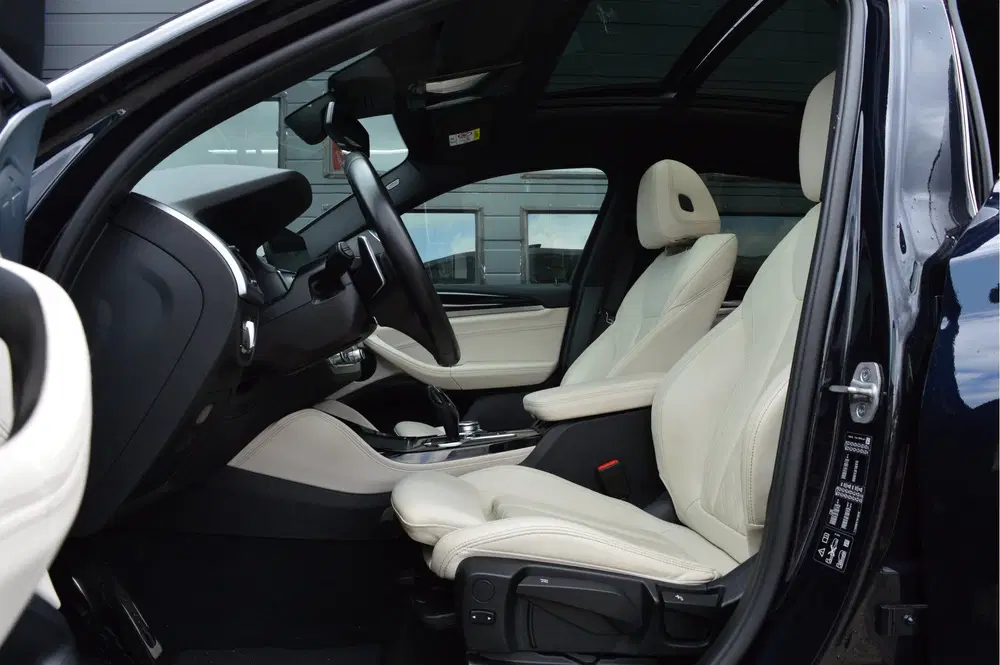 BMW X4 xDrive30i High Executive Edition uit 2021, foto 8