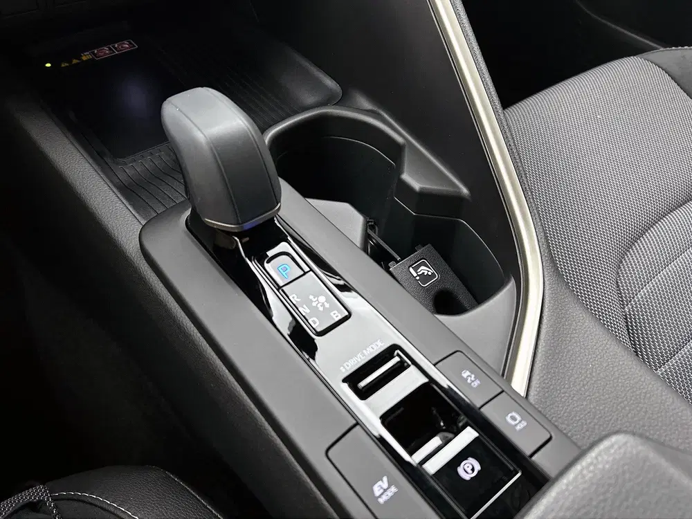Toyota C-Hr 1.8 Hybrid 140 Executive uit 2025, foto 13