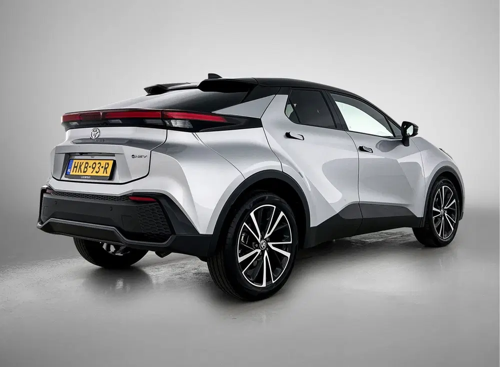 Toyota C-Hr 1.8 Hybrid 140 Executive uit 2025, foto 2
