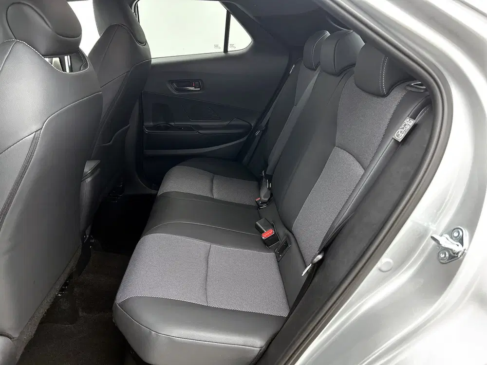 Toyota C-Hr 1.8 Hybrid 140 Executive uit 2025, foto 20