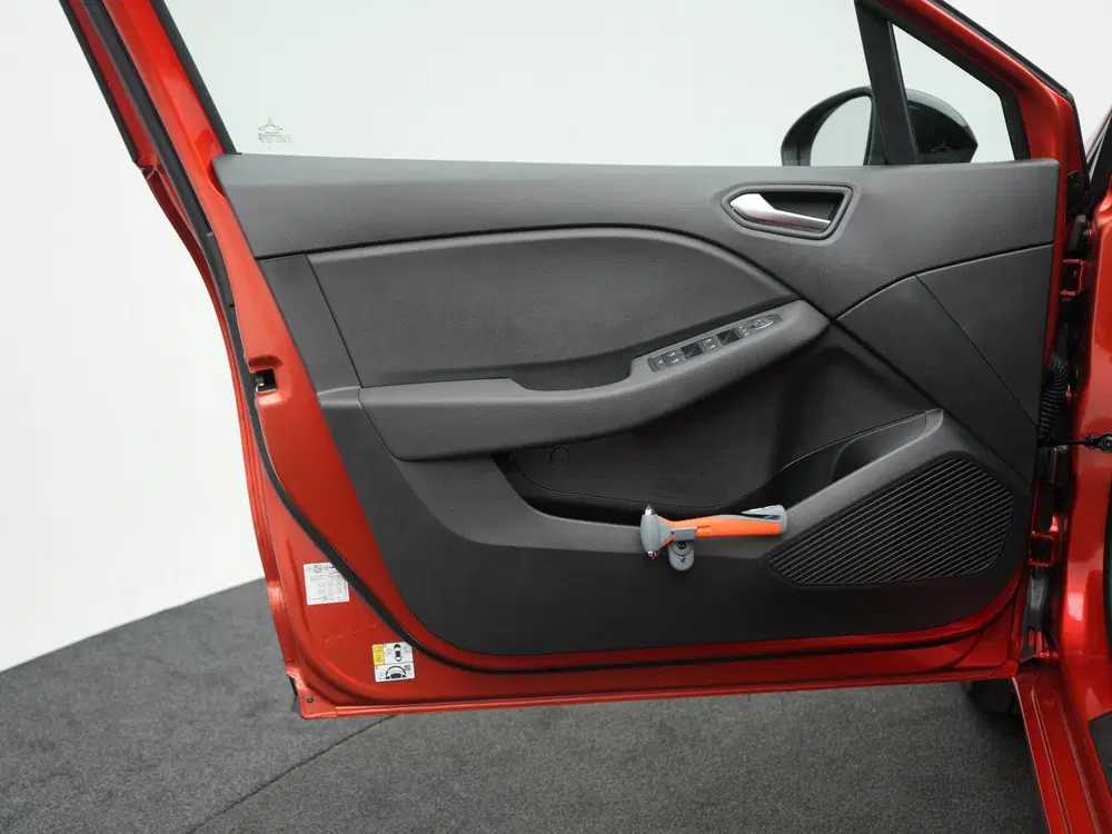 Mitsubishi Colt 1.6 HEV Intense uit 2025, foto 19