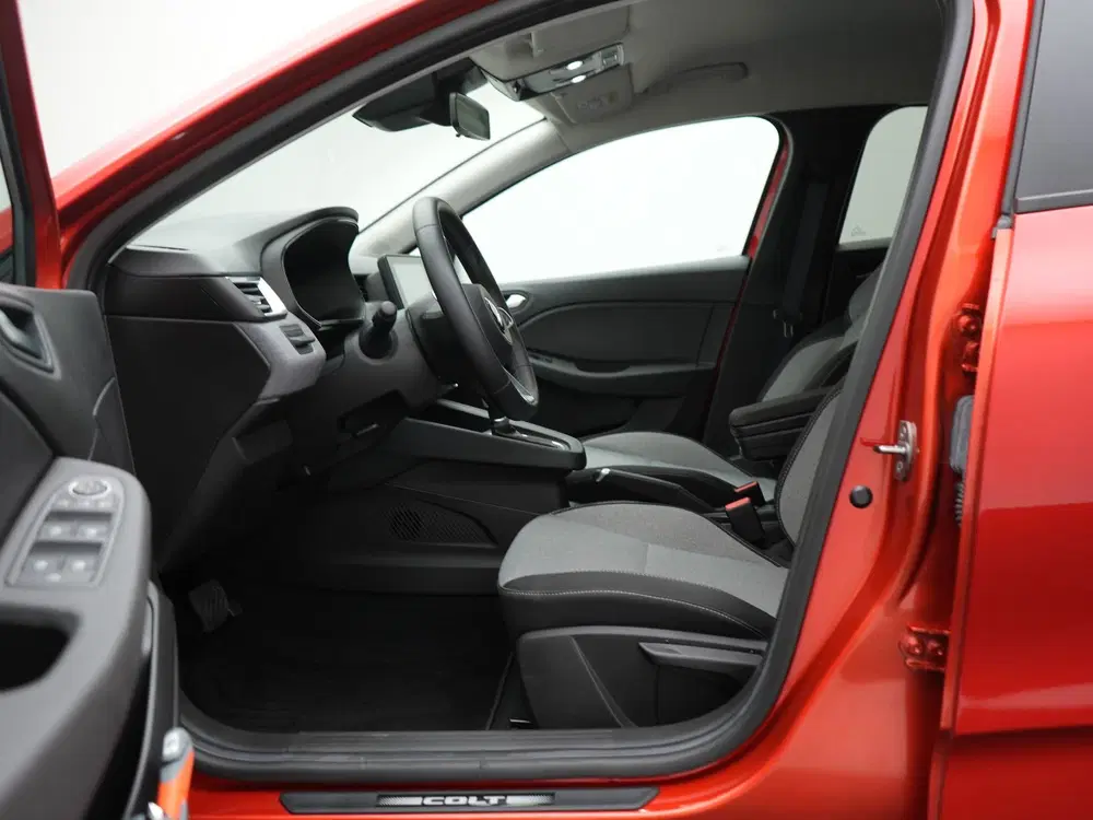 Mitsubishi Colt 1.6 HEV Intense uit 2025, foto 6