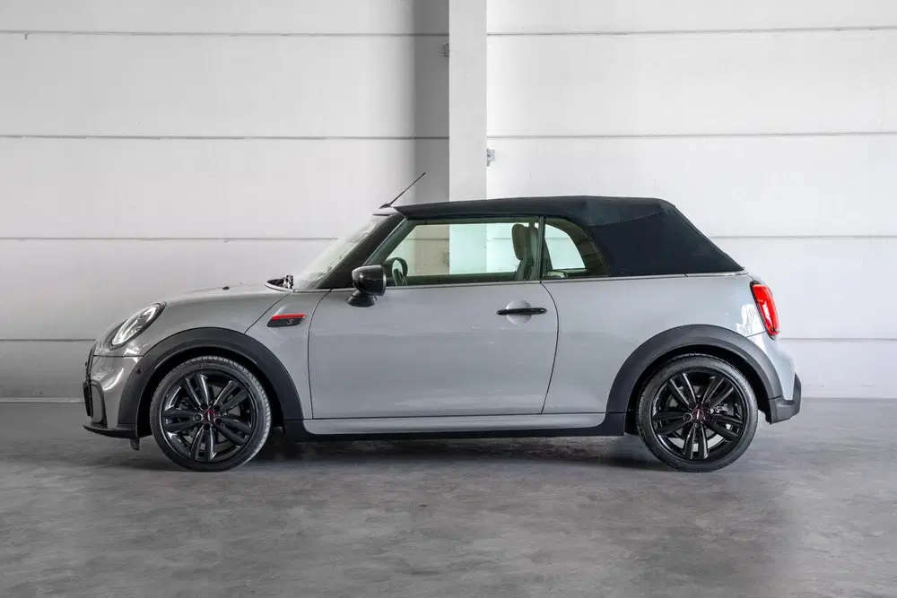 Mini Cabrio 2.0 Cooper S John Cooper Works uit 2022, foto 6