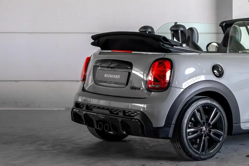 Mini Cabrio 2.0 Cooper S John Cooper Works uit 2022, foto 7