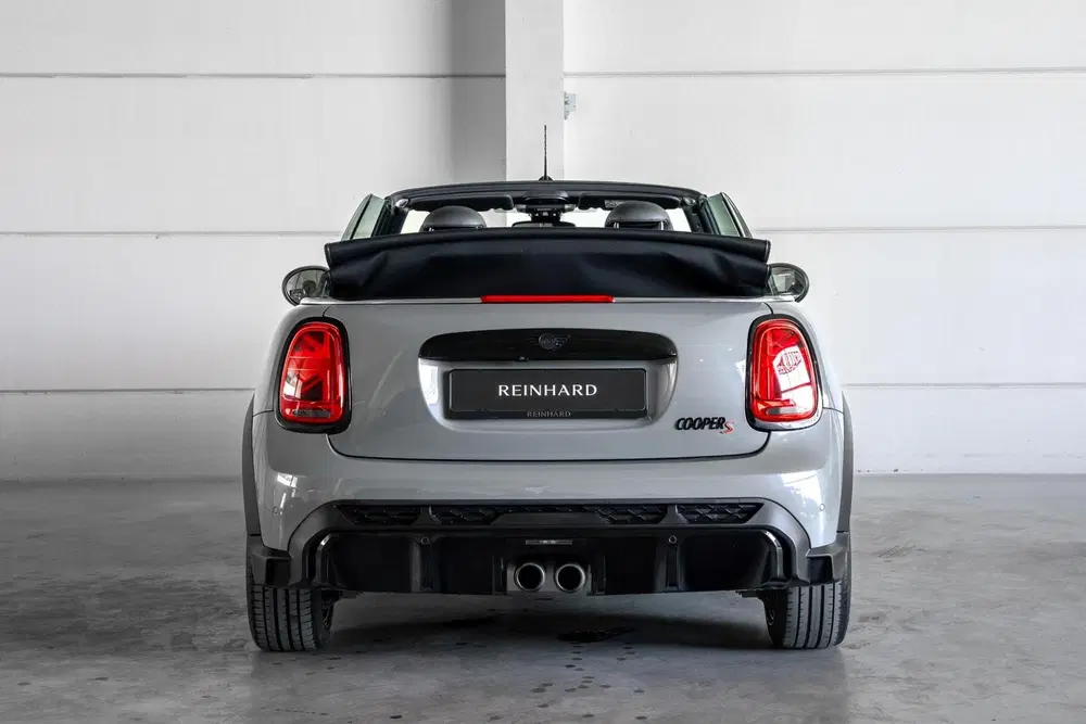 Mini Cabrio 2.0 Cooper S John Cooper Works uit 2022, foto 8