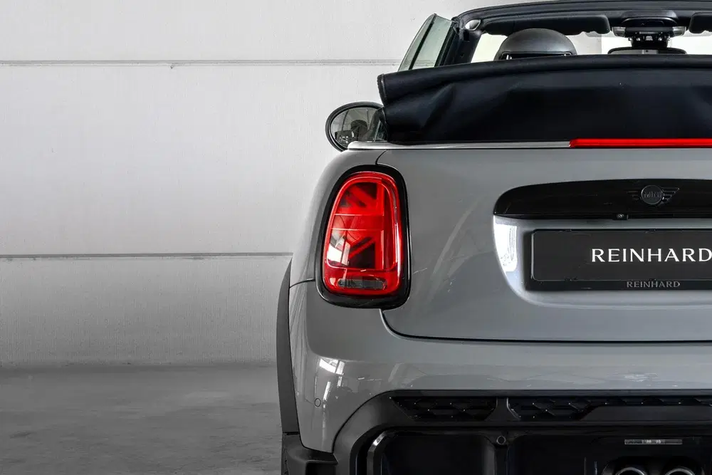 Mini Cabrio 2.0 Cooper S John Cooper Works uit 2022, foto 9