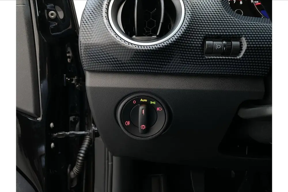 Volkswagen Up! 1.0 60PK 5D BMT 2019 Zwart met Airco uit 2019, foto 16