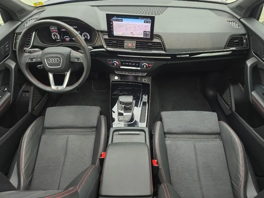 Audi Q5 50 TFSI e S-LINE uit 2023, foto 2