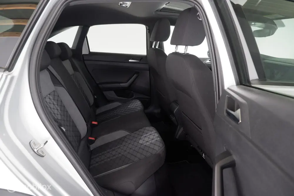 Volkswagen Taigo 1.0 TSI Automaat R-Line panorama|IQ|led|dab uit 2025, foto 14