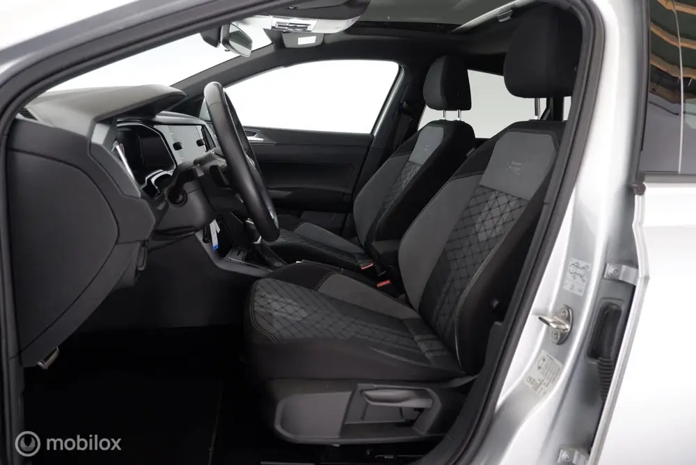 Volkswagen Taigo 1.0 TSI Automaat R-Line panorama|IQ|led|dab uit 2025, foto 5