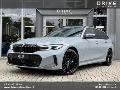 BMW 3-serie 330e xDrive M-Sport Pro uit 2023