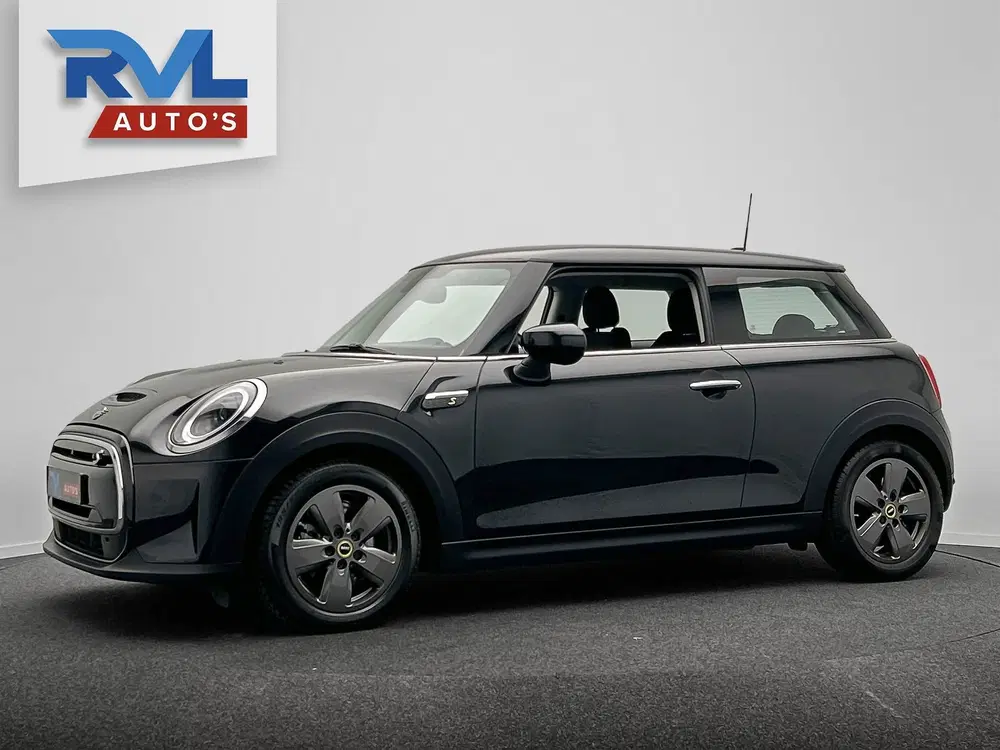Mini Electric Essential 33 kWh uit 2022, foto 18