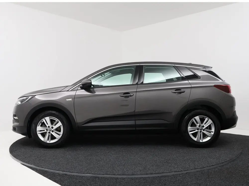 Opel Grandland X 1.2 Turbo Business Elegance uit 2021, foto 3