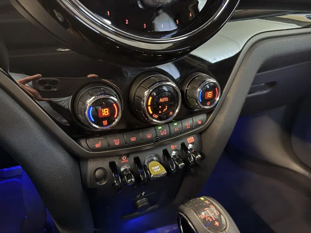 Mini Countryman 2.0 Cooper SE ALL4 Leder uit 2022, foto 13