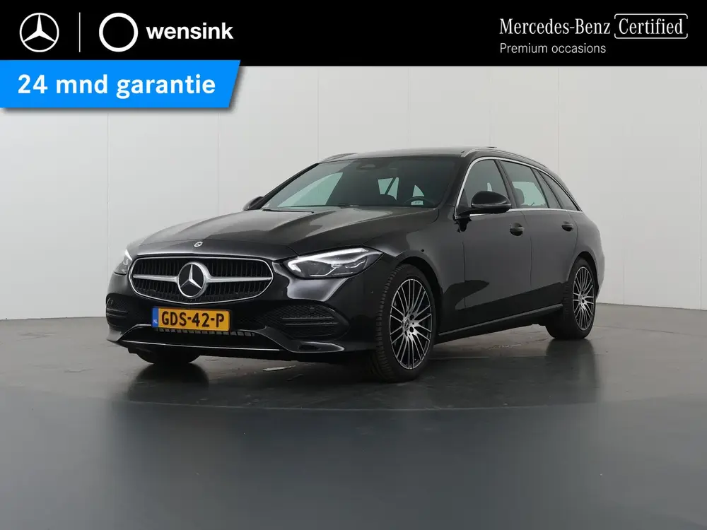 Mercedes-Benz C-Klasse 180 Luxury Line Panoramadak uit 2024