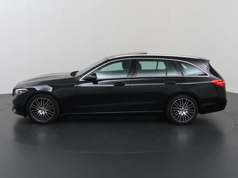 Mercedes-Benz C-Klasse 180 Luxury Line Panoramadak uit 2024, foto 5