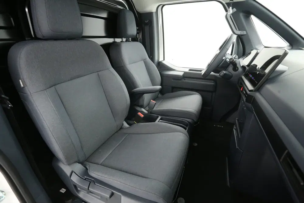 Kia PV5 L2H1 Essential 71.2 kWh uit 2026, foto 12