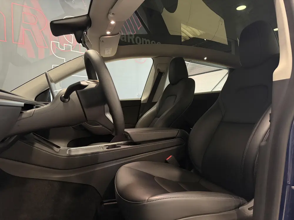 Tesla Model Y Long Range AWD 75 kWh uit 2023, foto 10