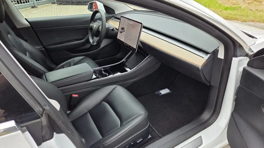 Tesla Model 3 Stnd.RWD Plus 60 kWh (bj 2020, automaat) uit 2020, foto 14