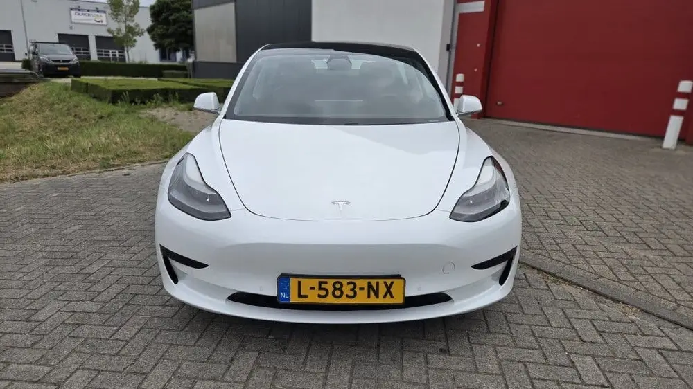 Tesla Model 3 Stnd.RWD Plus 60 kWh (bj 2020, automaat) uit 2020, foto 2