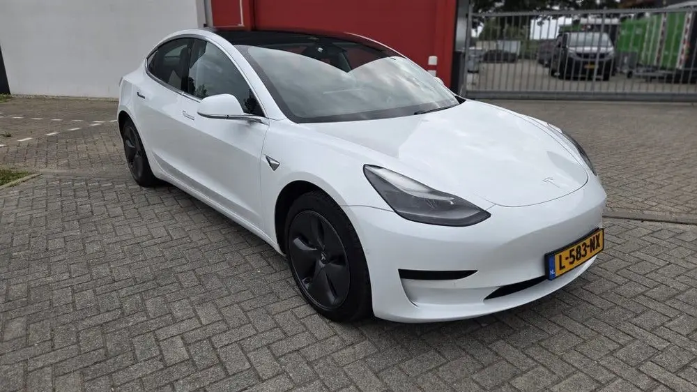 Tesla Model 3 Stnd.RWD Plus 60 kWh (bj 2020, automaat) uit 2020, foto 3