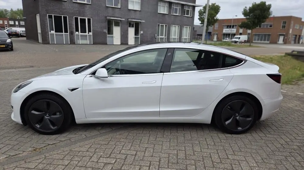 Tesla Model 3 Stnd.RWD Plus 60 kWh (bj 2020, automaat) uit 2020, foto 8