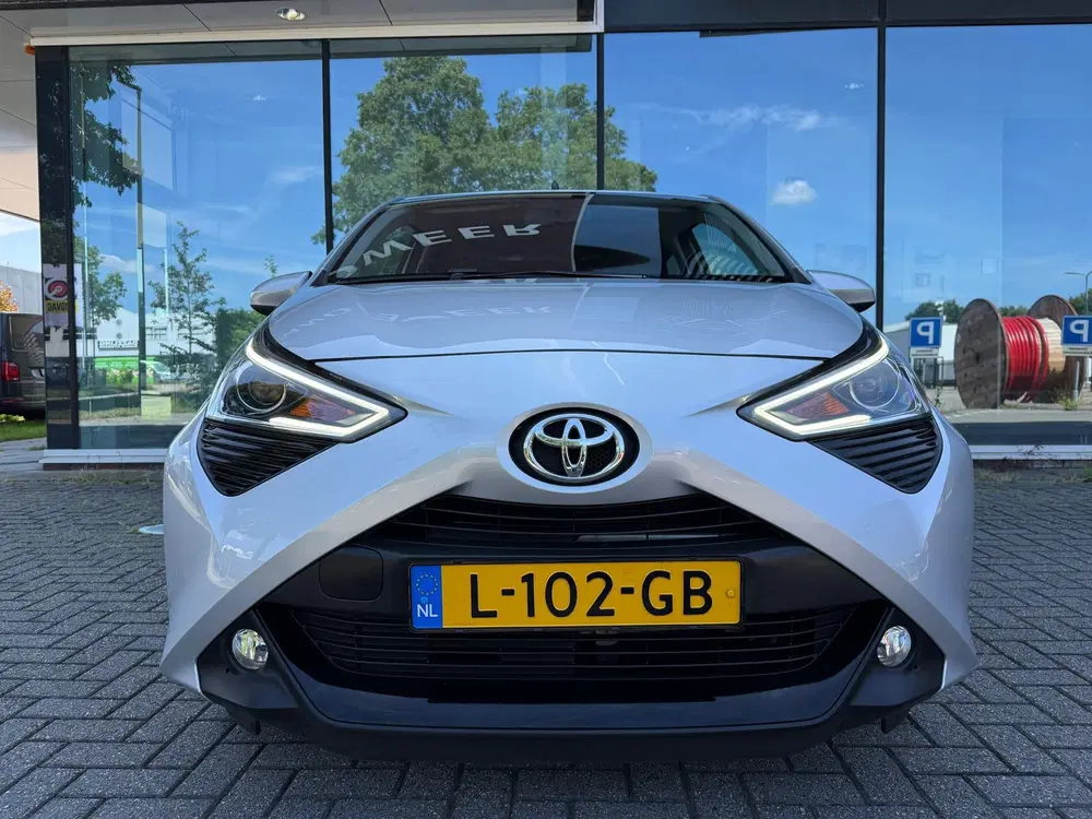 Toyota Aygo 1.0 VVT-i x-joy uit 2021, foto 14