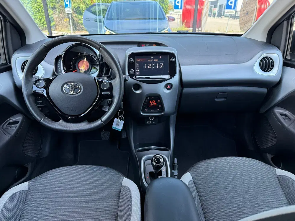 Toyota Aygo 1.0 VVT-i x-joy uit 2021, foto 2