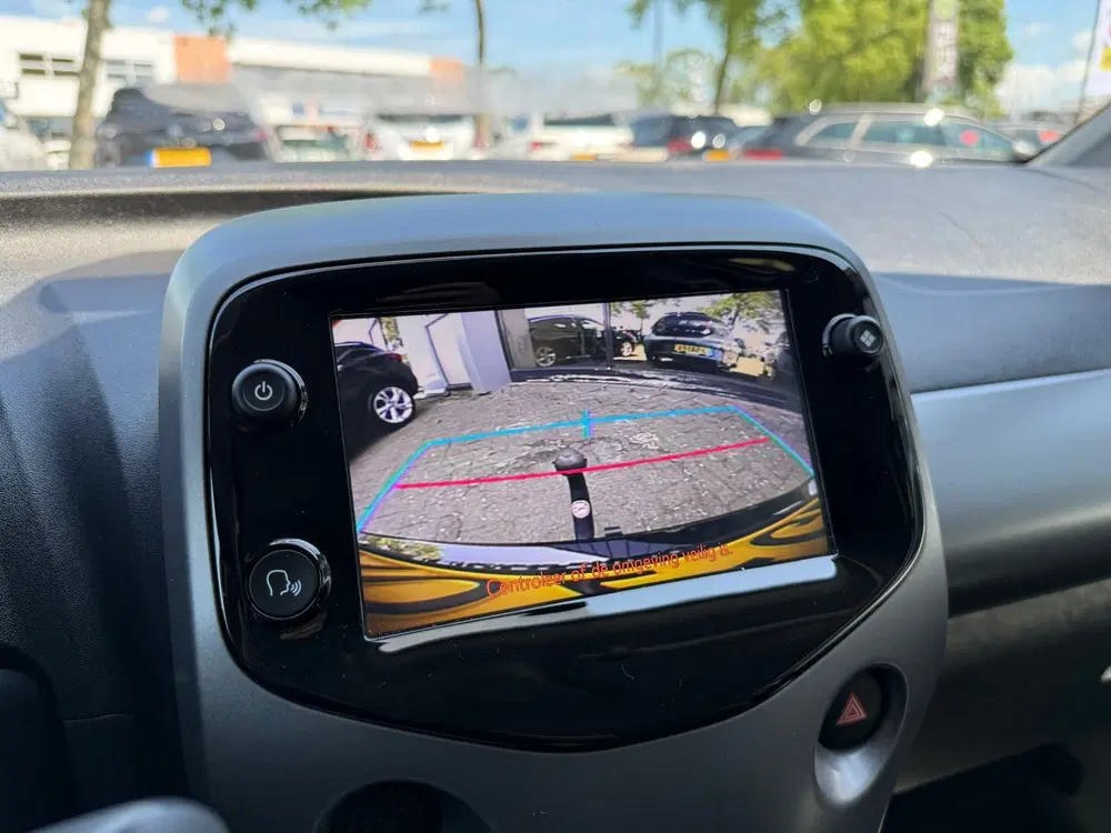 Toyota Aygo 1.0 VVT-i x-joy uit 2021, foto 4