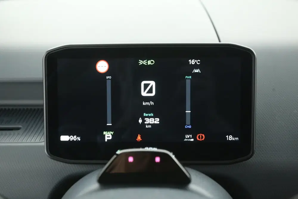 Kia PV5 L2H1 Essential 71.2 kWh uit 2026, foto 15