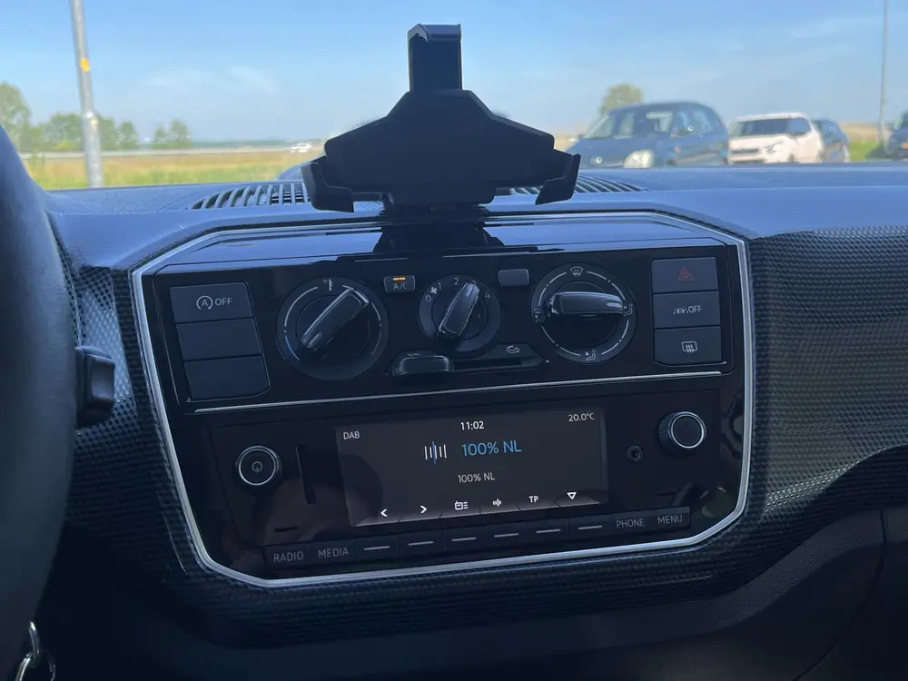 Volkswagen Up! 1.0 (bj 2021) uit 2021, foto 13