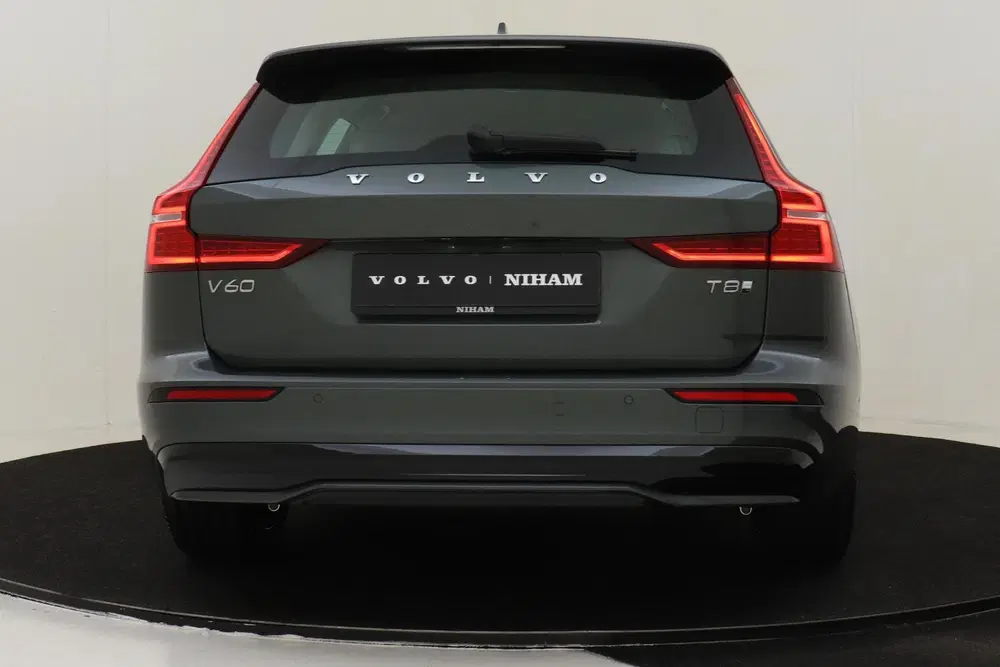 Volvo V60 T8 PLUG-IN HYBRID AWD PLUS PERFORMANCE ED. uit 2026, foto 15