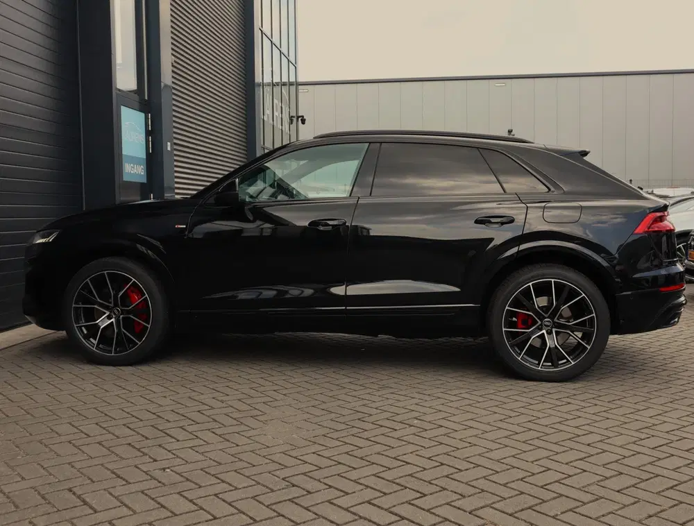 Audi Q8 55 TFSI e quattro Pro Line Advanced Compen uit 2022, foto 5