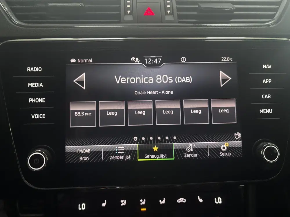 Skoda Superb 1.4 TSI iV Sportline Business uit 2023, foto 16