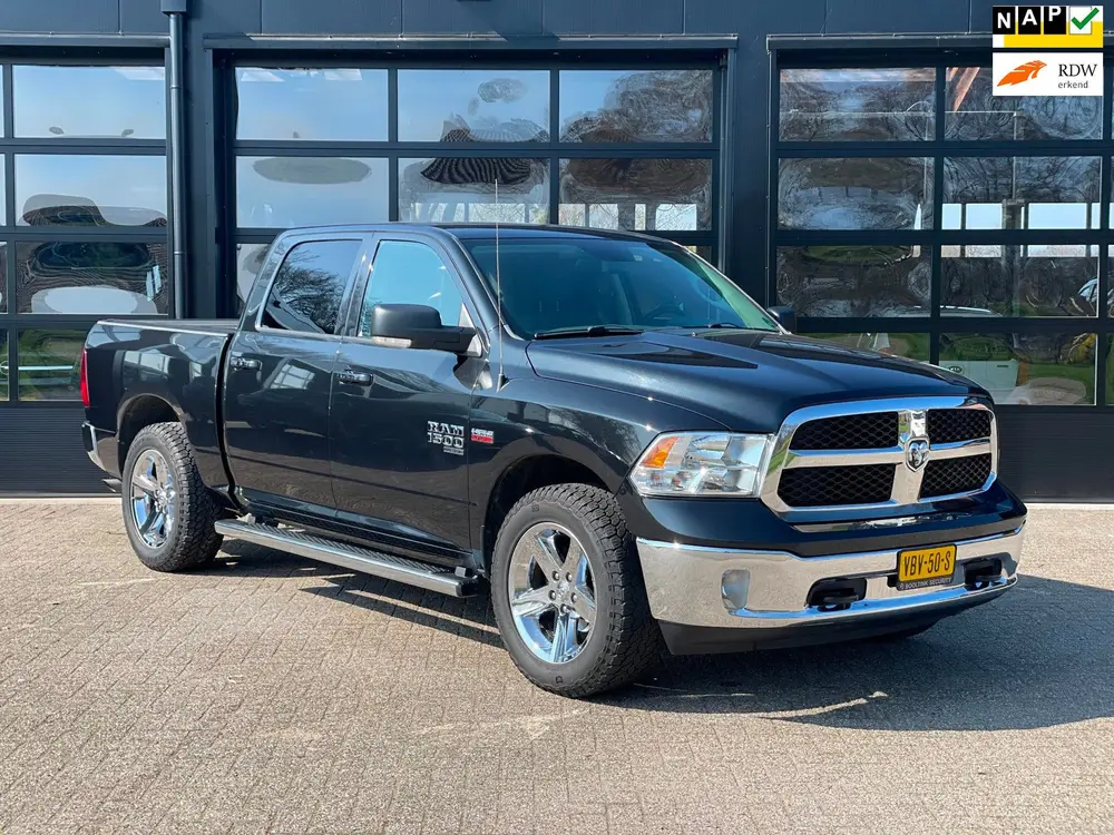 Dodge Ram 1500 5.7 V8 4x4 Crew Cab Big Horn, EX BTW uit 2019