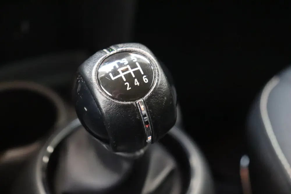 Mini Hatchback Cooper Business 3 deurs uit 2019, foto 19