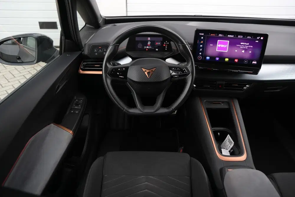 Cupra Born 204pk Essential 62 kWh uit 2022, foto 19