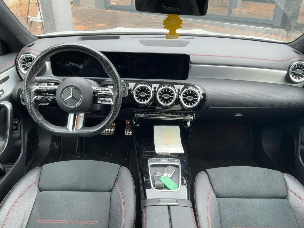 Mercedes-Benz CLA 250 e AMG Line uit 2023, foto 3