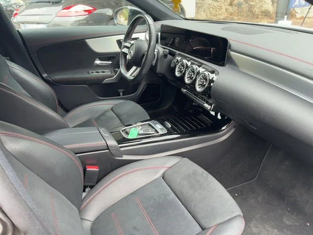 Mercedes-Benz CLA 250 e AMG Line uit 2023, foto 5