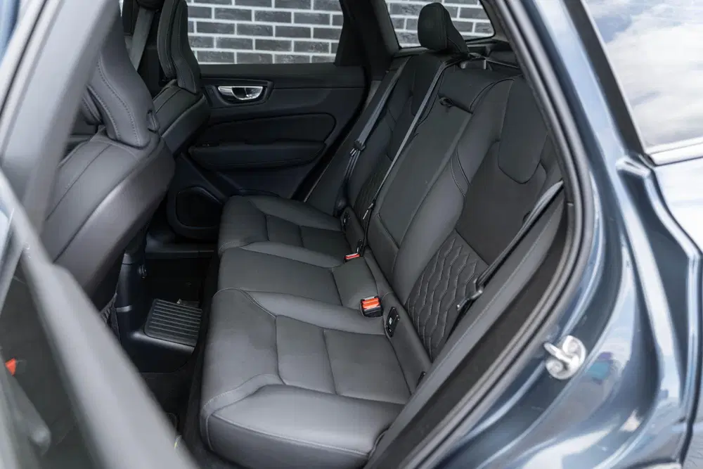 Volvo XC60 T6 350 pk Plug-in hybrid AWD Ultra Dark uit 2026, foto 20