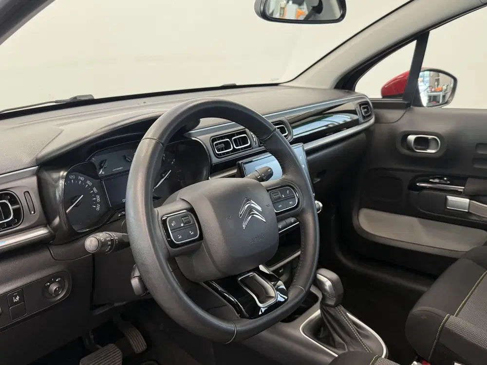 Citroën C3 1.2 PureTech S&S Shine Carplay PDC Climate uit 2020, foto 5