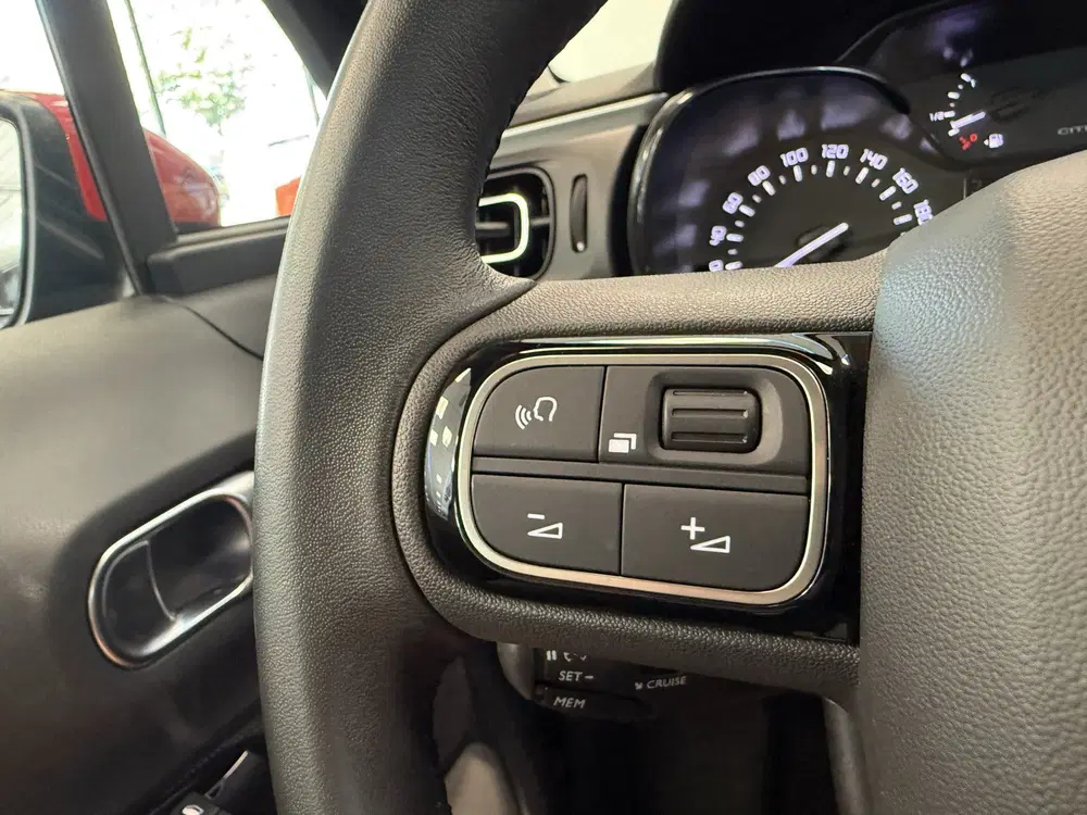 Citroën C3 1.2 PureTech S&S Shine Carplay PDC Climate uit 2020, foto 7
